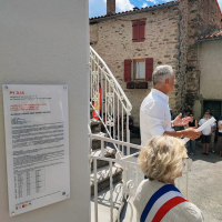 2d33398b-feb1-403f-a34d-8ed07951e990